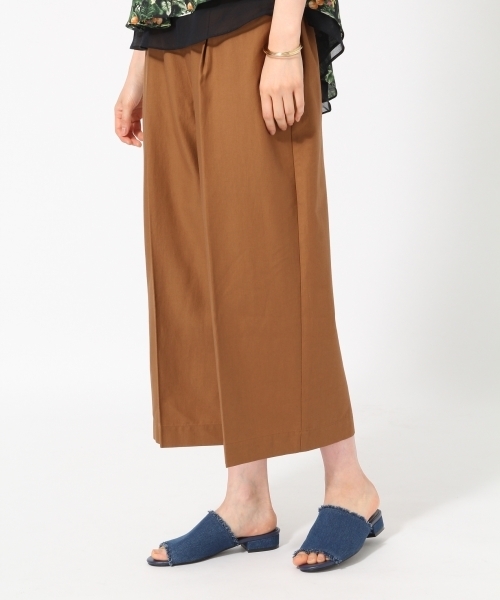 GLOBAL WORK(グローバルワーク)の「【吸水速乾・接触冷感】リンクルワイドパンツ/734318(その他パンツ・レディース・ライトグレー/ベージュ/ネイビー/ブラック/ブラウン・SMALL/LARGE/MEDIUM)」の3枚目の写真