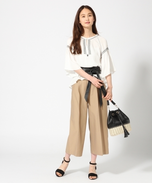 GLOBAL WORK(グローバルワーク)の「【吸水速乾・接触冷感】リンクルワイドパンツ/734318(その他パンツ・レディース・ライトグレー/ベージュ/ネイビー/ブラック/ブラウン・SMALL/LARGE/MEDIUM)」の8枚目の写真