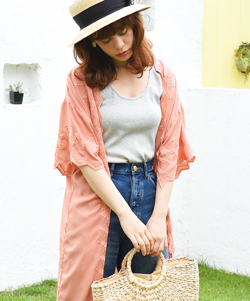 Luz Llena（ラズレナ）の「幾何学柄刺繍スカラップガウン（カーディガン/ボレロ・レディース・ブラック/オレンジ・MEDIUM）」の9枚目の写真