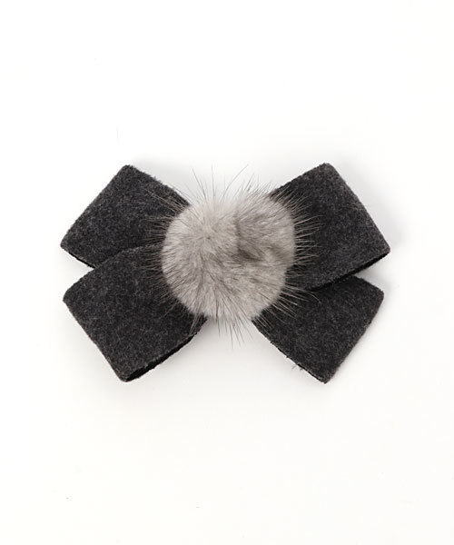 lala Born（ララボーン）の「ミンクファーポンポンヘアピン（バレッタ/ヘアクリップ・レディース・キャメル/ブラック/ピンク/ブラウン/グレー・FREE）」の11枚目の写真