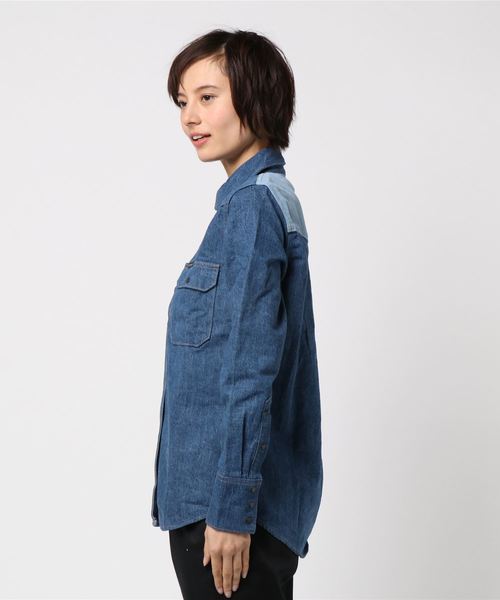 Calvin Klein Jeans（カルヴァンクラインジーンズ）の「ウェスタンデニムシャツ（シャツ/ブラウス・レディース・ブルー・MEDIUM/LARGE/SMALL/X-SMALL）」の3枚目の写真