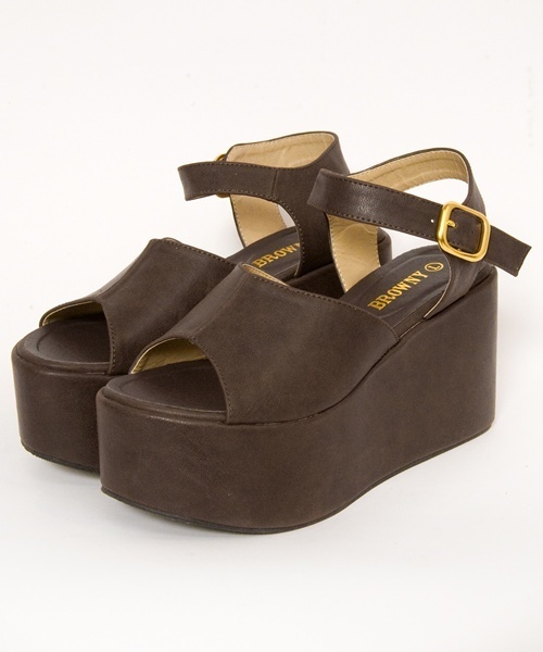 WEGO（ウィゴー）の「WEGO/フェイクレザー厚底ウェッジサンダル（サンダル・レディース・ブラック/ブラック系その他/ブラウン/ホワイト・23.5/24.5）」の16枚目の写真