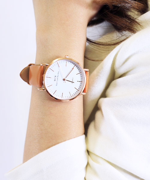 VIBGYOR(ヴィブジョー)の「【VIBGYOR BY AS】WCWwatch (MAN)(アナログ腕時計・レディース・ブラウン/キャメル/ブラック/ブラック系その他2/ブラック系その他/ブラック×ブラック・FREE)」の12枚目の写真