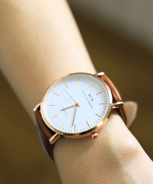 VIBGYOR(ヴィブジョー)の「【VIBGYOR BY AS】WCWwatch (MAN)(アナログ腕時計・レディース・ブラウン/キャメル/ブラック/ブラック系その他2/ブラック系その他/ブラック×ブラック・FREE)」の10枚目の写真