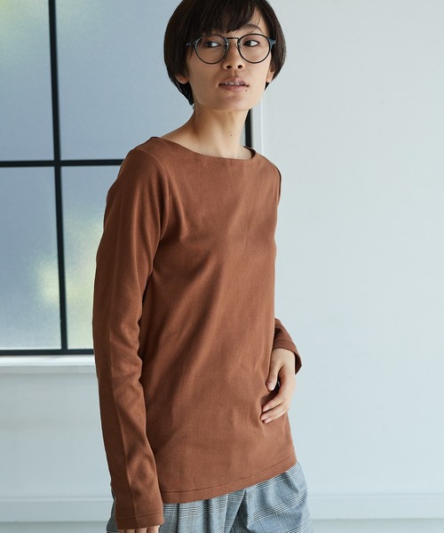 AMERICAN HOLIC(アメリカンホリック)の「フライスベーシックボートネック長袖プルオーバー(Tシャツ/カットソー・レディース・ブラック/その他7/ホワイト系その他4/キャメル/ブルー系その他2/イエロー系その他2・M/L)」の5枚目の写真