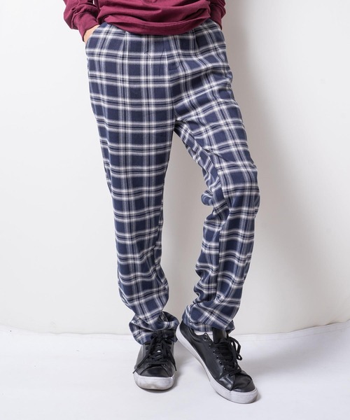おしゃれスタ(オシャレスタ)の「グレンチェックテーパードパンツ(RE)(その他パンツ・メンズ・ブラック/グレー/ブラウン/グリーン/ワイン/ダークブラウン/ネイビー・M/L/XL)」の2枚目の写真