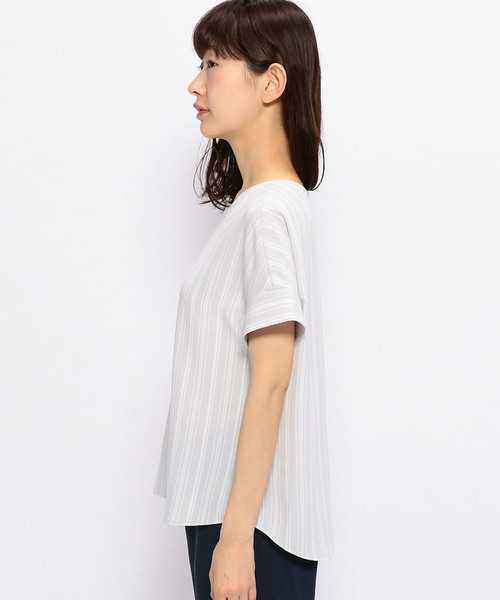 A/C DESIGN BY ALPHA CUBIC（エーシーデザインバイアルファキュービック）の「Vネックストライプブラウス（シャツ/ブラウス・レディース・オフホワイト/ブルー/ライトグレー/ネイビー・9号/11号）」の10枚目の写真