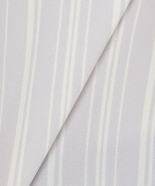 A/C DESIGN BY ALPHA CUBIC（エーシーデザインバイアルファキュービック）の「Vネックストライプブラウス（シャツ/ブラウス・レディース・オフホワイト/ブルー/ライトグレー/ネイビー・9号/11号）」の11枚目の写真