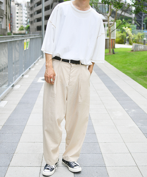 kutir（クティール）の「リネン１タックパンツセットアップ（その他パンツ・メンズ・ベージュ/オフホワイト・SMALL/MEDIUM）」の3枚目の写真