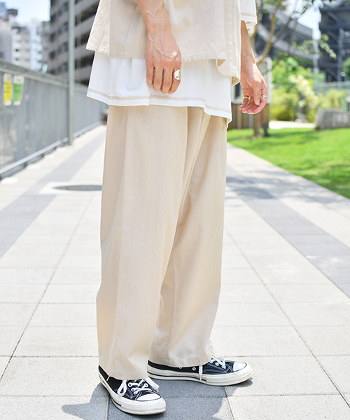 kutir（クティール）の「リネン１タックパンツセットアップ（その他パンツ・メンズ・ベージュ/オフホワイト・SMALL/MEDIUM）」の14枚目の写真