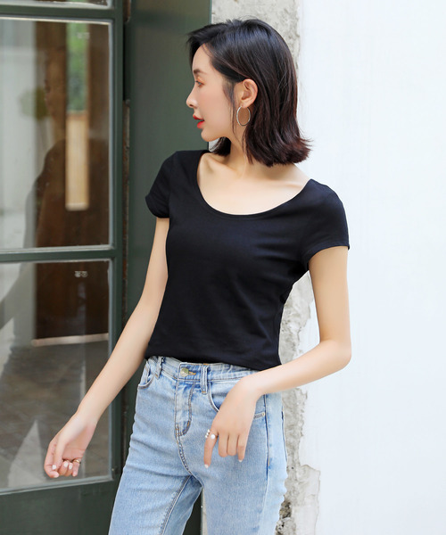 OSYAREVO(オシャレボ)の「バックオープンベーシックTシャツ(Tシャツ/カットソー・レディース・ブラック/ホワイト・SMALL/MEDIUM/LARGE)」の9枚目の写真