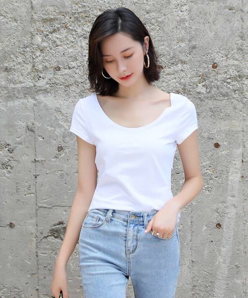 OSYAREVO(オシャレボ)の「バックオープンベーシックTシャツ(Tシャツ/カットソー・レディース・ブラック/ホワイト・SMALL/MEDIUM/LARGE)」の15枚目の写真