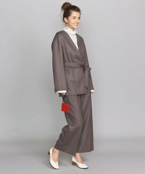 BEAUTY&YOUTH UNITED ARROWS（ビューティーアンドユースユナイテッドアローズ）の「BY スムースカラーレスベルトジャケットо（ノーカラージャケット・レディース・ベージュ/モカ・MEDIUM/SMALL）」の4枚目の写真