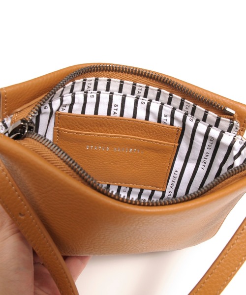 STATUS ANXIETY（ステータスエンザイエティー）の「STATUS ANXIETY In her Command (ステータスアン