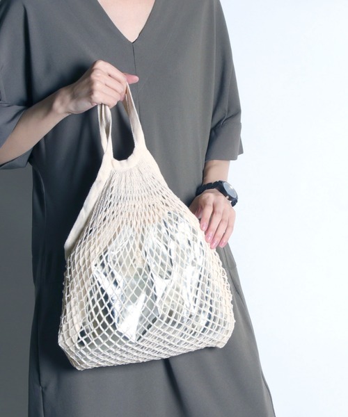 Parfum de Charmant Fleur(パルファムドゥシャルマンフルール)の「【Parfum de Charmant Fleur/パルファム ドゥ シャルマンフルール】haku print 2way bag/箔プリント2wayショルダーバッグ5(トートバッグ・レディース・その他11/その他12/その他13/その他14/その他15・FREE)」の2枚目の写真