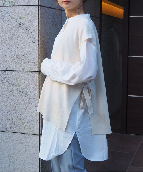 tiptop（ティップトップ）の「【web限定アイテム】サイドリボンニットベスト（ベスト・レディース・アイボリー/ブラック/ベージュ/カーキ/ブラウン/ダークブルー・FREE）」の2枚目の写真