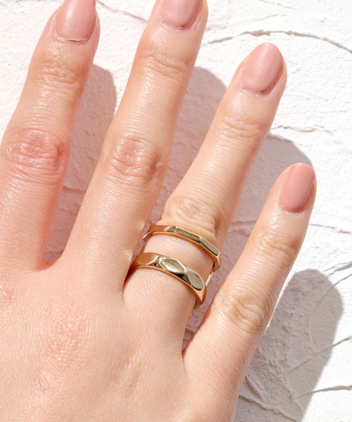 florist(フローリスト)の「【2種展開】ボリュームデザインリング(リング・レディース・シルバー系その他/ゴールド系その他/シルバー系その他2/ゴールド系その他2/シルバー系その他3/ゴールド系その他3・FREE)」の5枚目の写真