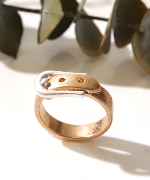 florist(フローリスト)の「【2種展開】ボリュームデザインリング(リング・レディース・シルバー系その他/ゴールド系その他/シルバー系その他2/ゴールド系その他2/シルバー系その他3/ゴールド系その他3・FREE)」の6枚目の写真