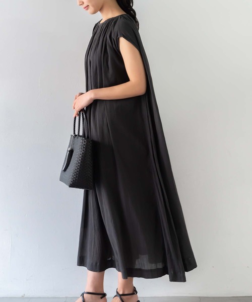 Vitafelice ヴィータフェリーチェ の ロングワンピース ノースリーブフレアワンピース ワンピース Wear Vitafelice ヴィータフェリーチェ の ロングワンピース ノースリーブフレアワンピース ワンピース Wear