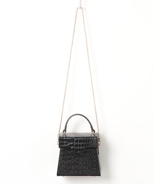 LANVIN en Bleu（ランバンオンブルー）の「型押しボックスバッグ