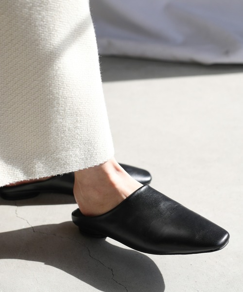 select MOCA(セレクトモカ)の「2021 SS シンプルデザインニュアンスバブーシュ(その他シューズ・レディース・ブラック/カーキ/アイボリー・SMALL/MEDIUM/LARGE)」の11枚目の写真