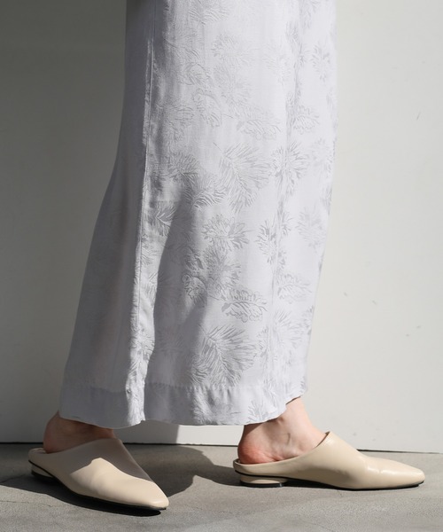 select MOCA(セレクトモカ)の「2021 SS シンプルデザインニュアンスバブーシュ(その他シューズ・レディース・ブラック/カーキ/アイボリー・SMALL/MEDIUM/LARGE)」の8枚目の写真