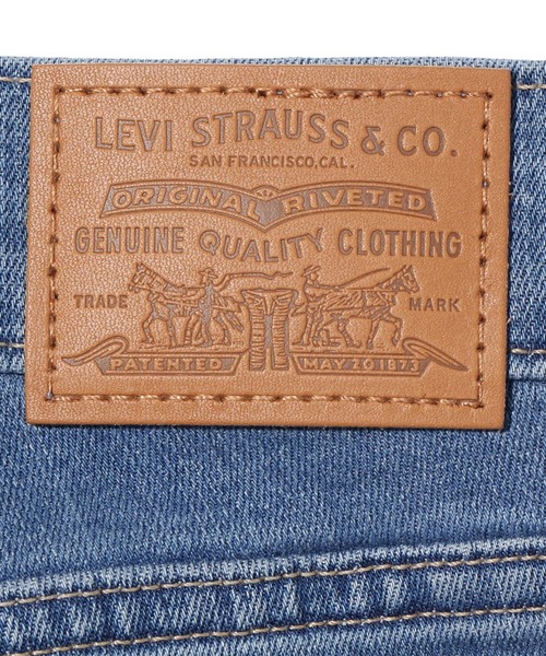 Levi's(リーバイス)の「724 HIGH RISE STRAIGHT RIO FROST(デニムパンツ・レディース・ライトインディゴブルー・30inch/28inch/29inch/24inch/25inch/26inch/27inch/23inch)」の16枚目の写真