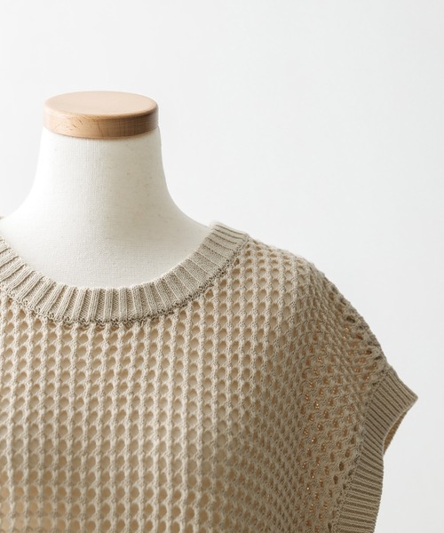 osharewalker（オシャレウォーカー）の「『ケーブル×メッシュニットベスト』（ベスト・レディース・グレイッシュブルー/ベージュ/ブラック・FREE）」の18枚目の写真