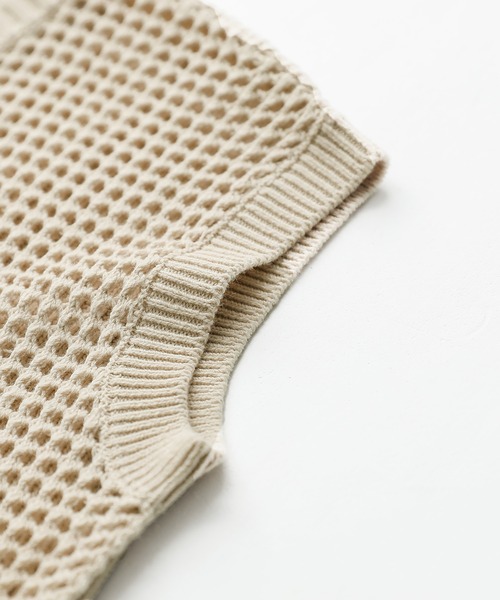 osharewalker（オシャレウォーカー）の「『ケーブル×メッシュニットベスト』（ベスト・レディース・グレイッシュブルー/ベージュ/ブラック・FREE）」の21枚目の写真