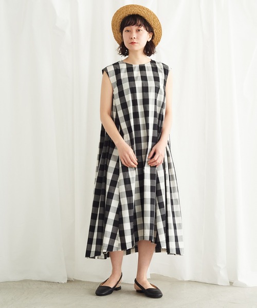 Lene（レネ）の「カポックギンガム ノースリーブワンピース（ワンピース・レディース・ブラック/ブルー・FREE）」の7枚目の写真