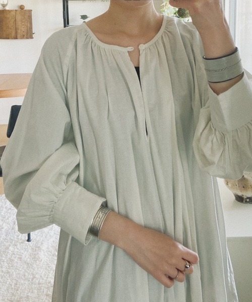 niko and...（ニコアンド）の「2WAYタックワンピース【インスタグラマーコラボ】（ワンピース・レディース・ブラック/オフホワイト/イエロー・FREE）」の10枚目の写真