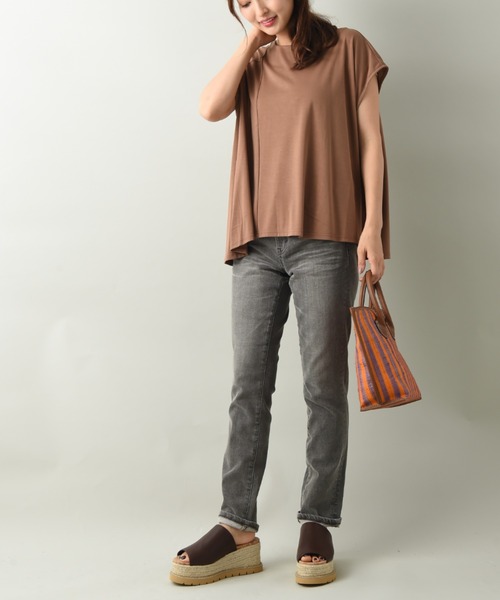 INTERPLANET（インタープラネット）の「ジャージー切替アシメヘムプルオーバー（Tシャツ/カットソー・レディース・ブラック/ブラウン/グリーン・FREE）」の19枚目の写真