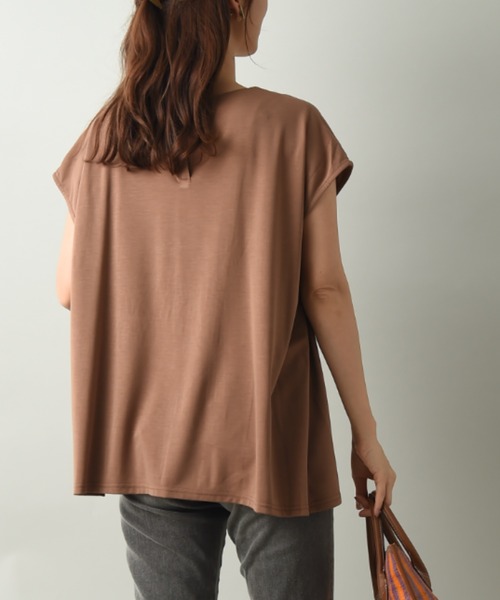 INTERPLANET（インタープラネット）の「ジャージー切替アシメヘムプルオーバー（Tシャツ/カットソー・レディース・ブラック/ブラウン/グリーン・FREE）」の18枚目の写真