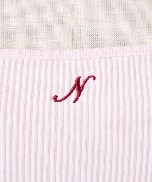one after another NICE CLAUP（ワンアフターアナザーナイスクラップ）の「アルファベット刺繍ロゴキャミソール（キャミソール・レディース・ホワイト系その他/ホワイト系その他2/ホワイト系その他3/ブラック系その他/ブラック系その他2/ブラック系その他3/ピンク系その他/ピンク系その他2/ピンク系その他3・FREE）」の22枚目の写真