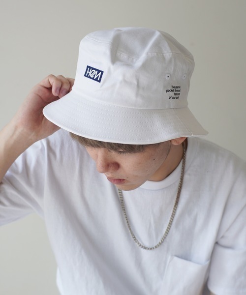 HeM（ヘム）の「【 HeM / ヘム 】 刺繍 ロゴ バケット ハット（ハット・レディース・ネイビー系/ホワイト系その他/ブラック/ベージュ/ブラック系その他/ホワイト・FREE）」の3枚目の写真