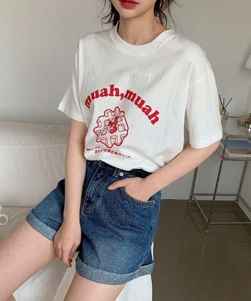 muahmuah(ムーアムーア)の「『muah muah/ムーアムーア』BASIC ROLL-UP DENIM HALF PANTS/ベーシック ロールアップ ショートデニムパンツ(デニムパンツ・レディース・ブラック/ブルー/ライトブルー・S/M)」の19枚目の写真