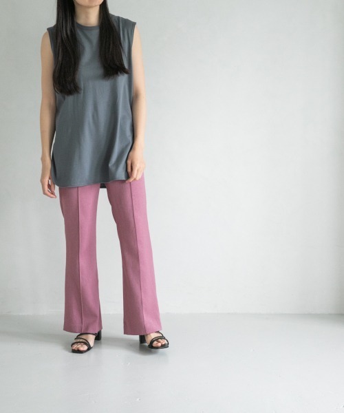 LOWRYS FARM（ローリーズファーム）の「イージーフレアパンツ　953007（スラックス・レディース・チャコールグレー/ベージュ/ピンク/ライム・SMALL/MEDIUM/LARGE）」の19枚目の写真