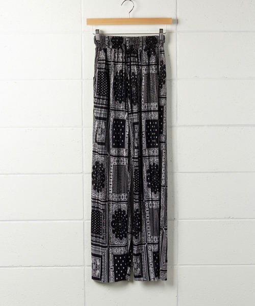me+em select(ミームセレクト)の「ペイズリースリットプリーツパンツ【数量限定】(その他パンツ・レディース・ブラック/アイボリー・FREE)」の21枚目の写真
