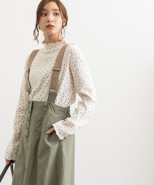 POU DOU DOU(プードゥドゥ)の「小花柄フライスタートルトップス(Tシャツ/カットソー・レディース・アイボリー/ダークグレー・3)」の21枚目の写真