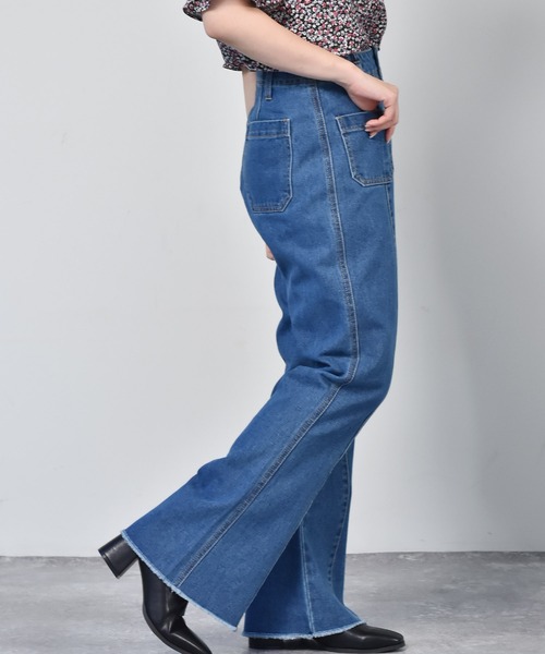 ems excite(エムズエキサイト)の「カットオフフレアパンツ(その他パンツ・レディース・ケミカルウォッシュ/ブラック/アイボリー/インディゴブルー・FREE)」の17枚目の写真