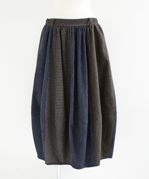 osharewalker(オシャレウォーカー)の「『異素材配色コクーンスカート』(スカート・レディース・レッド/ネイビー・FREE)」の18枚目の写真