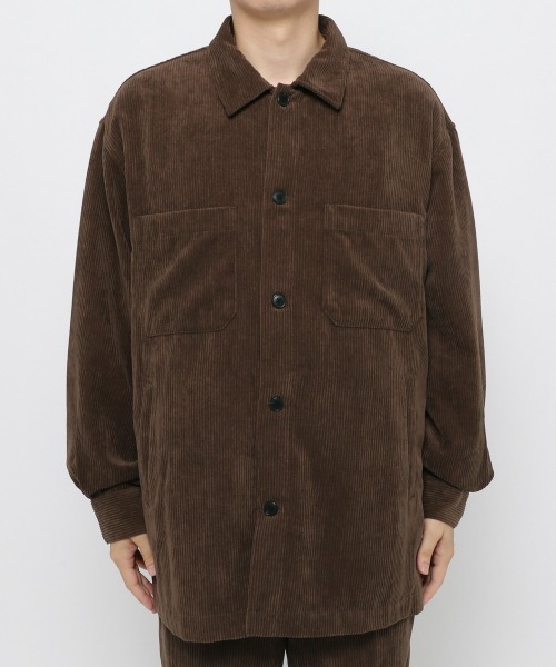 LOWRYS FARM(ローリーズファーム)の「ソフトコーデュロイシャツジャケット 255131(シャツ/ブラウス・メンズ・チャコールグレー/ダークブラウン/グリーン・MEDIUM/LARGE)」の5枚目の写真