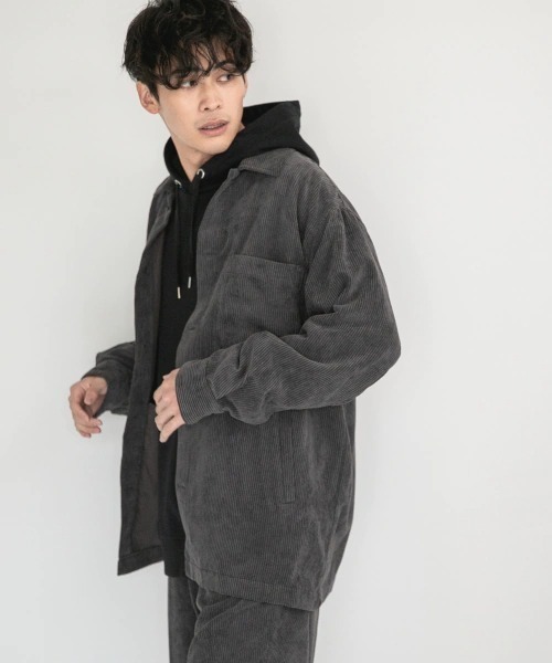 LOWRYS FARM(ローリーズファーム)の「ソフトコーデュロイシャツジャケット 255131(シャツ/ブラウス・メンズ・チャコールグレー/ダークブラウン/グリーン・MEDIUM/LARGE)」の21枚目の写真
