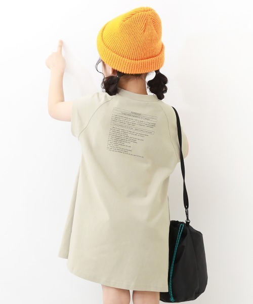devirock(デビロック)の「フレンチラグランバックプリントワンピース(ワンピース・キッズ・パープル系その他/スミクロ/グレー系その他/ブルー系その他・110cm/100cm/160cm/140cm/120cm/130cm/150cm)」の2枚目の写真