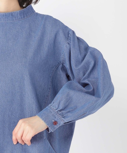 studio CLIP（スタディオクリップ）の「デニムアソートスタンドワンピース（ワンピース・レディース・オフホワイト/カーキ/ライトブルー・MEDIUM/LARGE）」の18枚目の写真