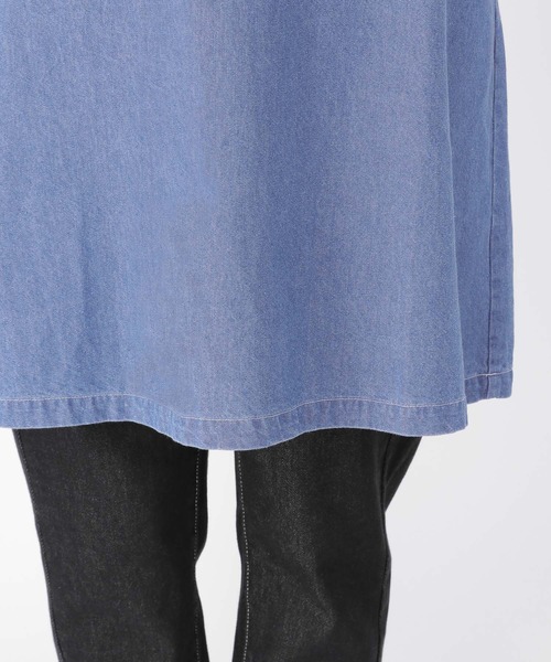 studio CLIP（スタディオクリップ）の「デニムアソートスタンドワンピース（ワンピース・レディース・オフホワイト/カーキ/ライトブルー・MEDIUM/LARGE）」の11枚目の写真