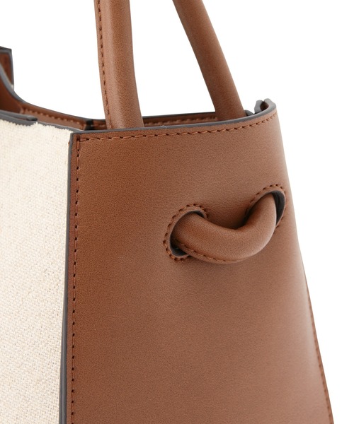 ADAM ET ROPE'（アダムエロペ）の「【一部直営店舗・WEB限定】むすびミニバッグ（ハンドバッグ・レディース・ブラック/オフホワイト/グレー系その他/キャメル・FREE）」の6枚目の写真