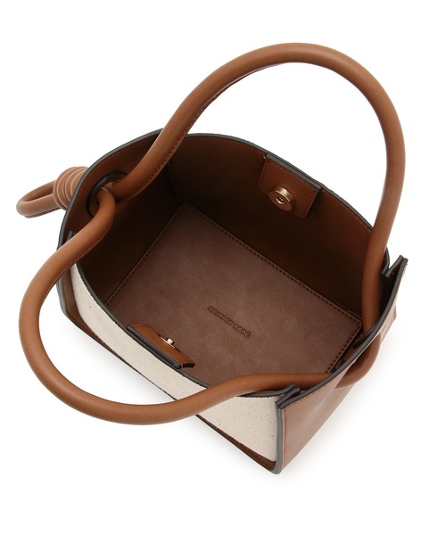 ADAM ET ROPE'（アダムエロペ）の「【一部直営店舗・WEB限定】むすびミニバッグ（ハンドバッグ・レディース・ブラック/オフホワイト/グレー系その他/キャメル・FREE）」の22枚目の写真