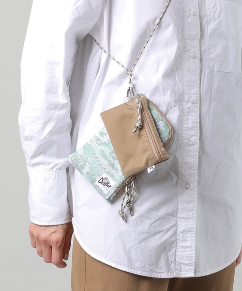 Drifter(ドリフター)の「MINIMAL W POUCH/ミニマルダブルポーチ(ポーチ・レディース・ブラック/ブルー/タン/レオパード/アニマル/ゼブラ/ホワイト系その他/ブルー系その他/ブルー系その他2/グリーン系その他/ブラック系その他2/オレンジ系その他/グリーン系カモフラージュ・FREE)」の6枚目の写真