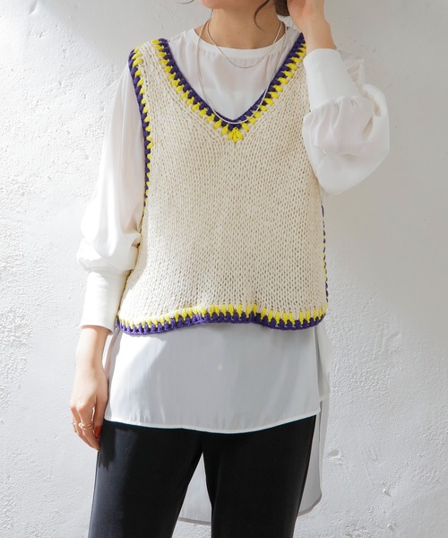 SHENERY(シーナリー)の「ハンドステッチニットベスト(ベスト・レディース・オフホワイト/ミント・FREE)」の2枚目の写真